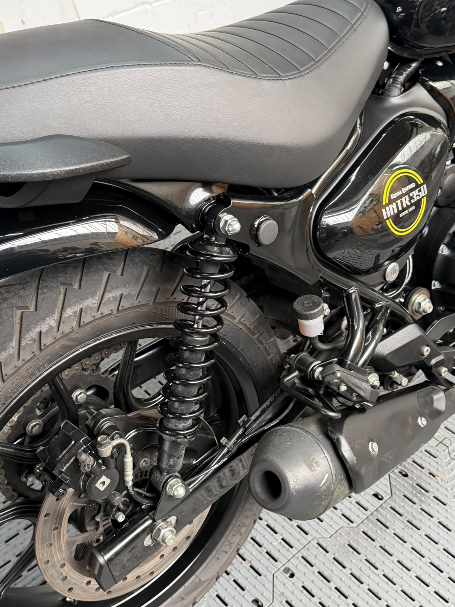 ROYAL ENFIELD HUNTER 350 - Image 15