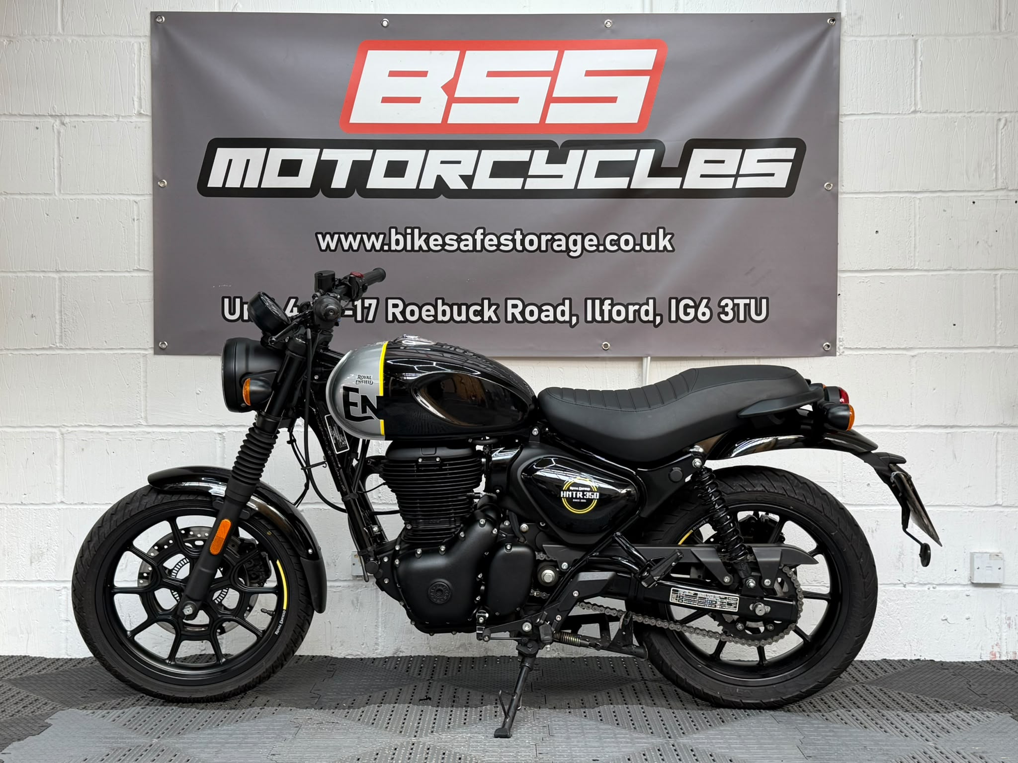 ROYAL ENFIELD HUNTER 350 - Image 4