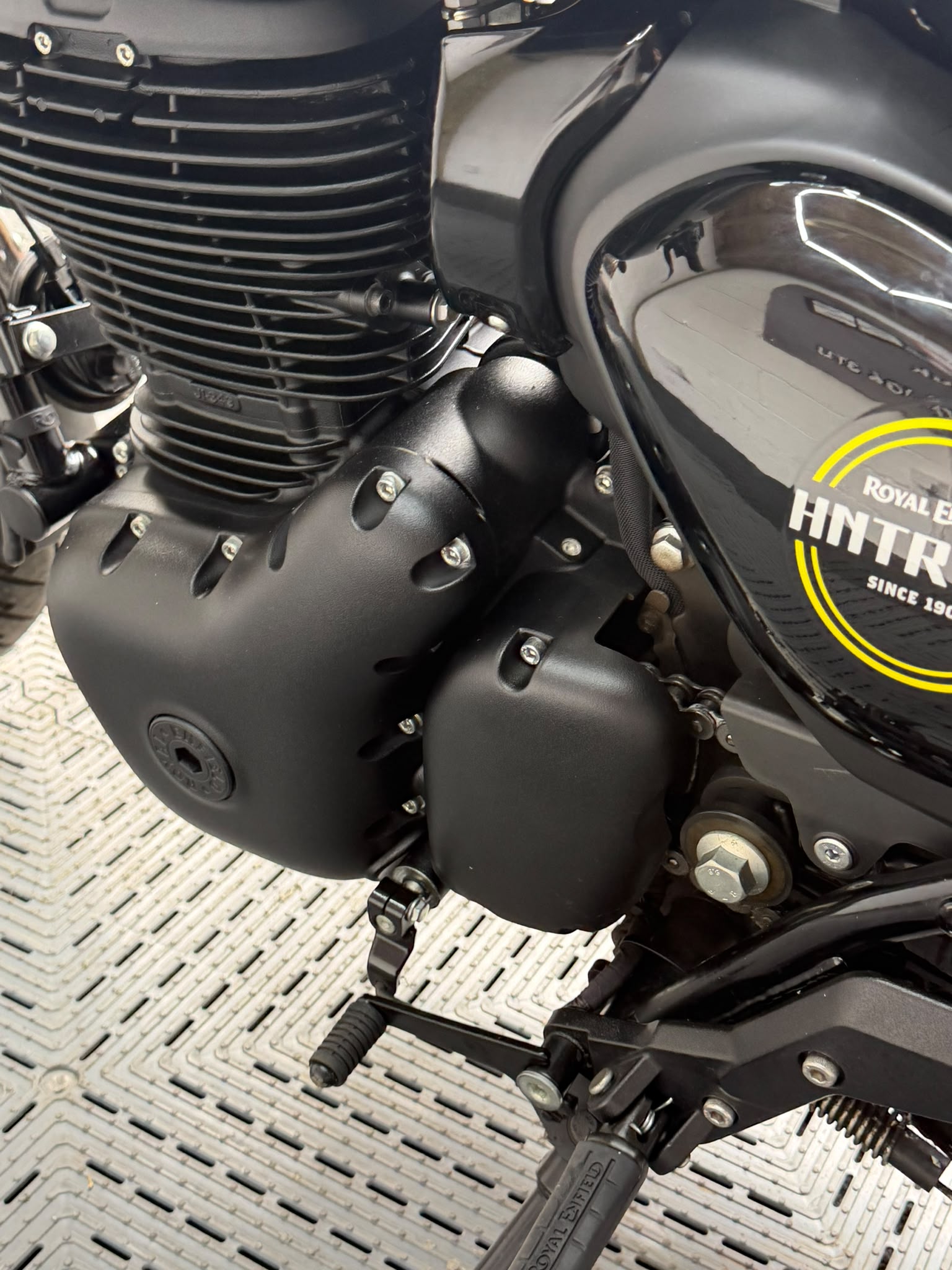 ROYAL ENFIELD HUNTER 350 - Image 6