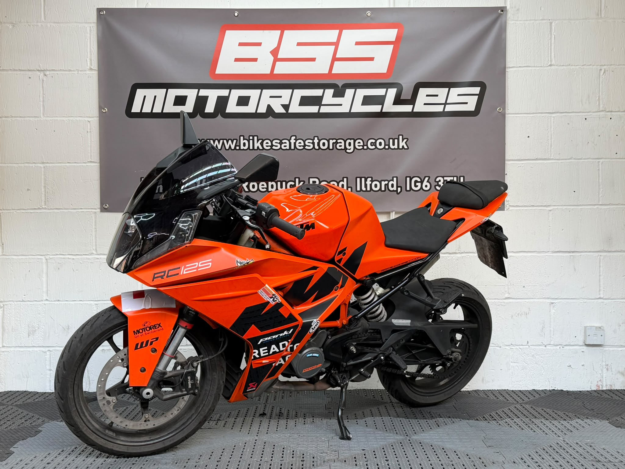 KTM RC 125 - Image 12