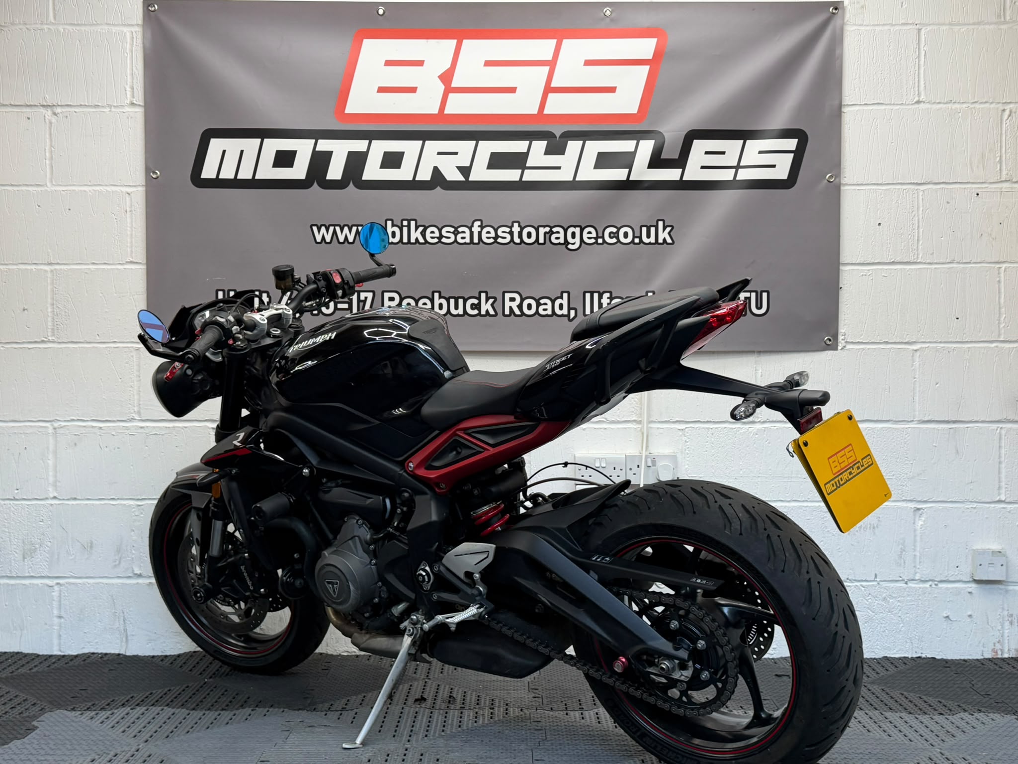TRIUMPH STREET  TRIPLE 765R - Image 12