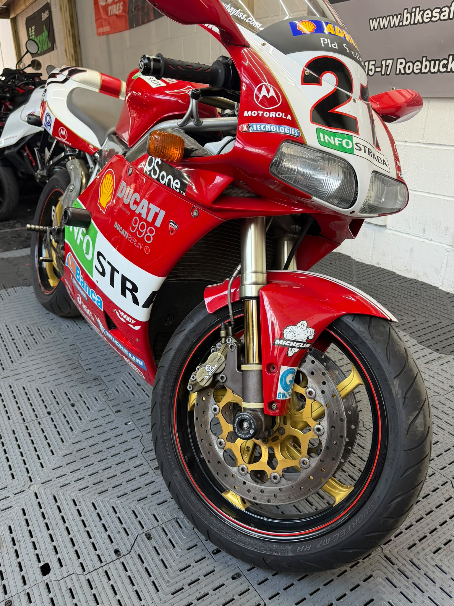 DUCATI 998 - Image 11