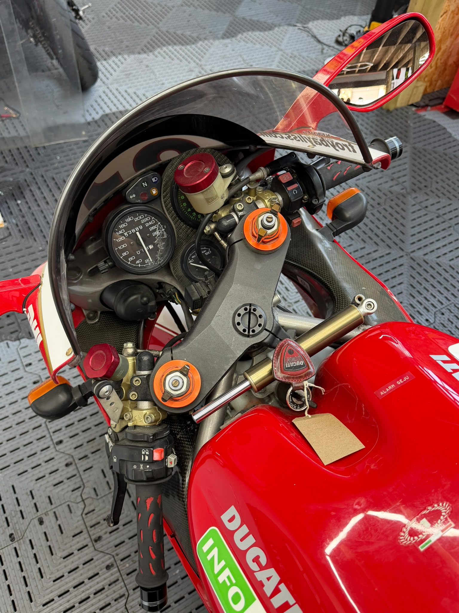 DUCATI 998 - Image 13