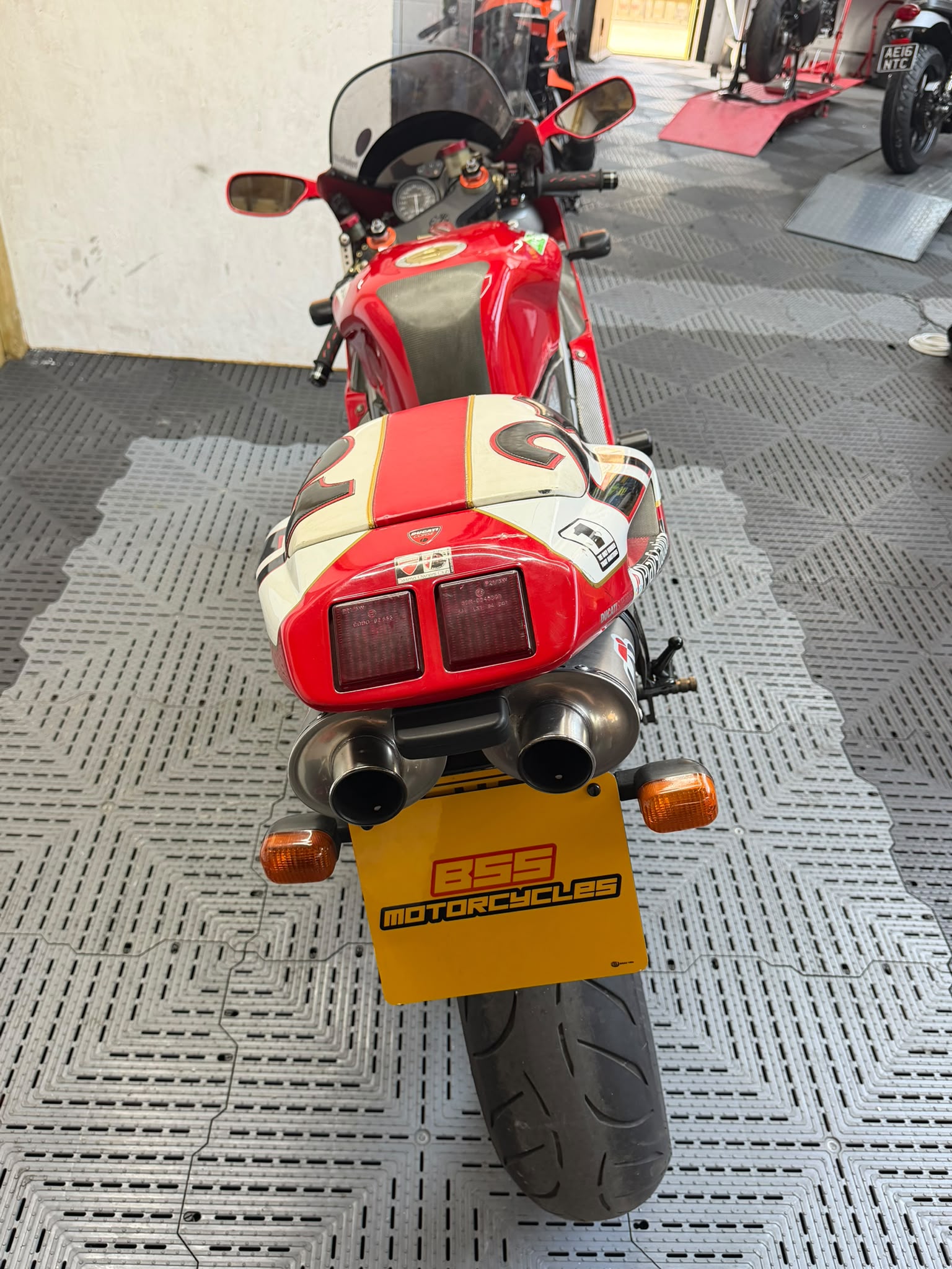 DUCATI 998 - Image 14