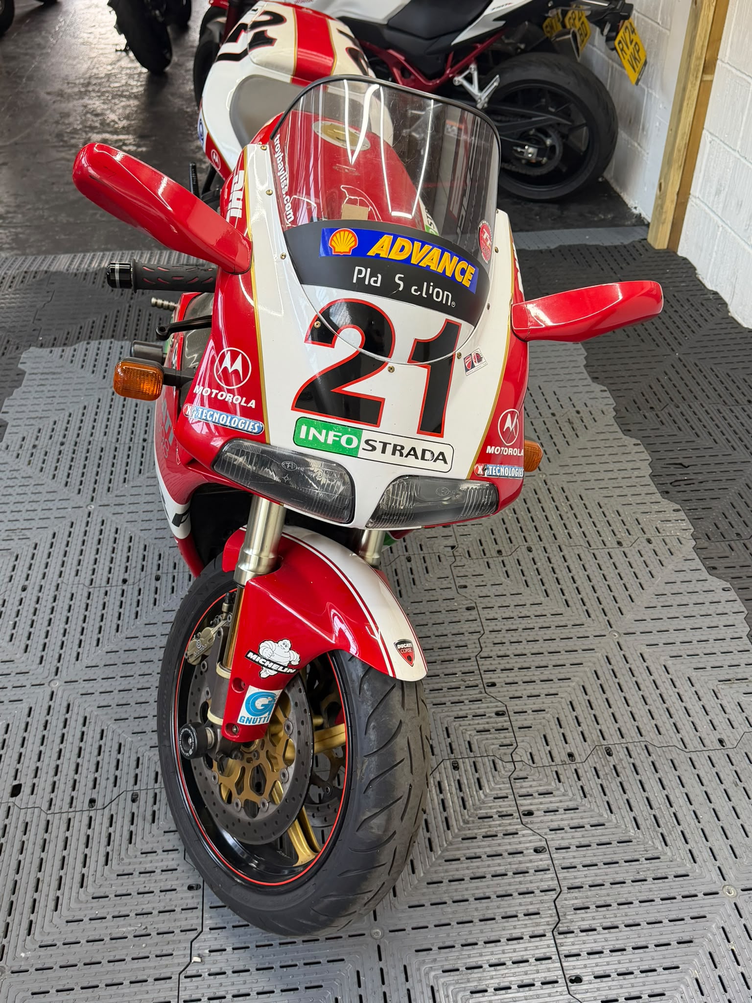 DUCATI 998 - Image 10