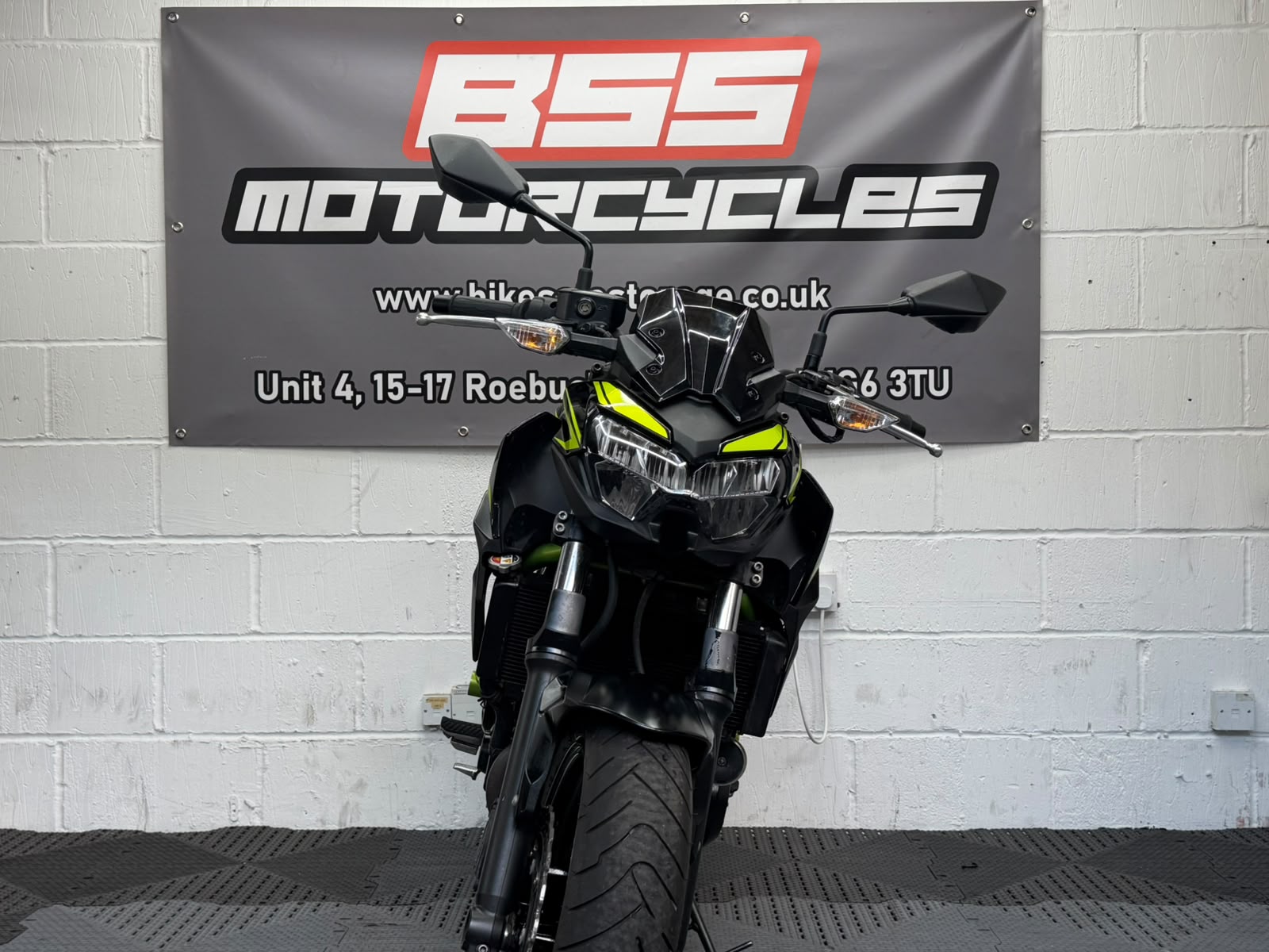 KAWASAKI Z650 - Image 17