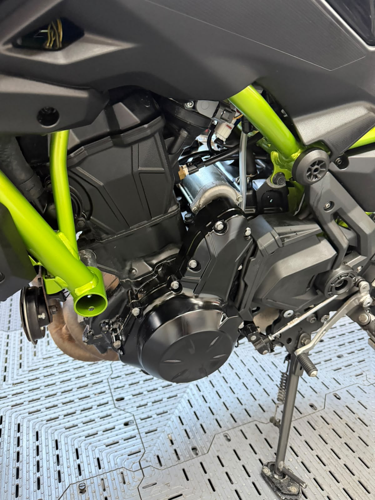 KAWASAKI Z650 - Image 9