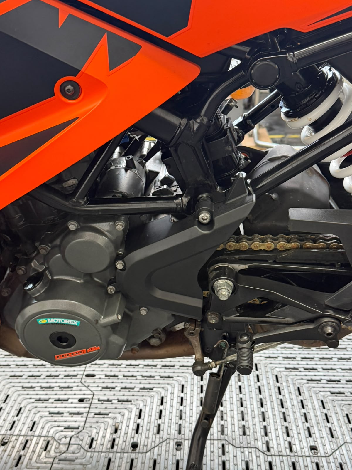 KTM RC 390 - Image 9
