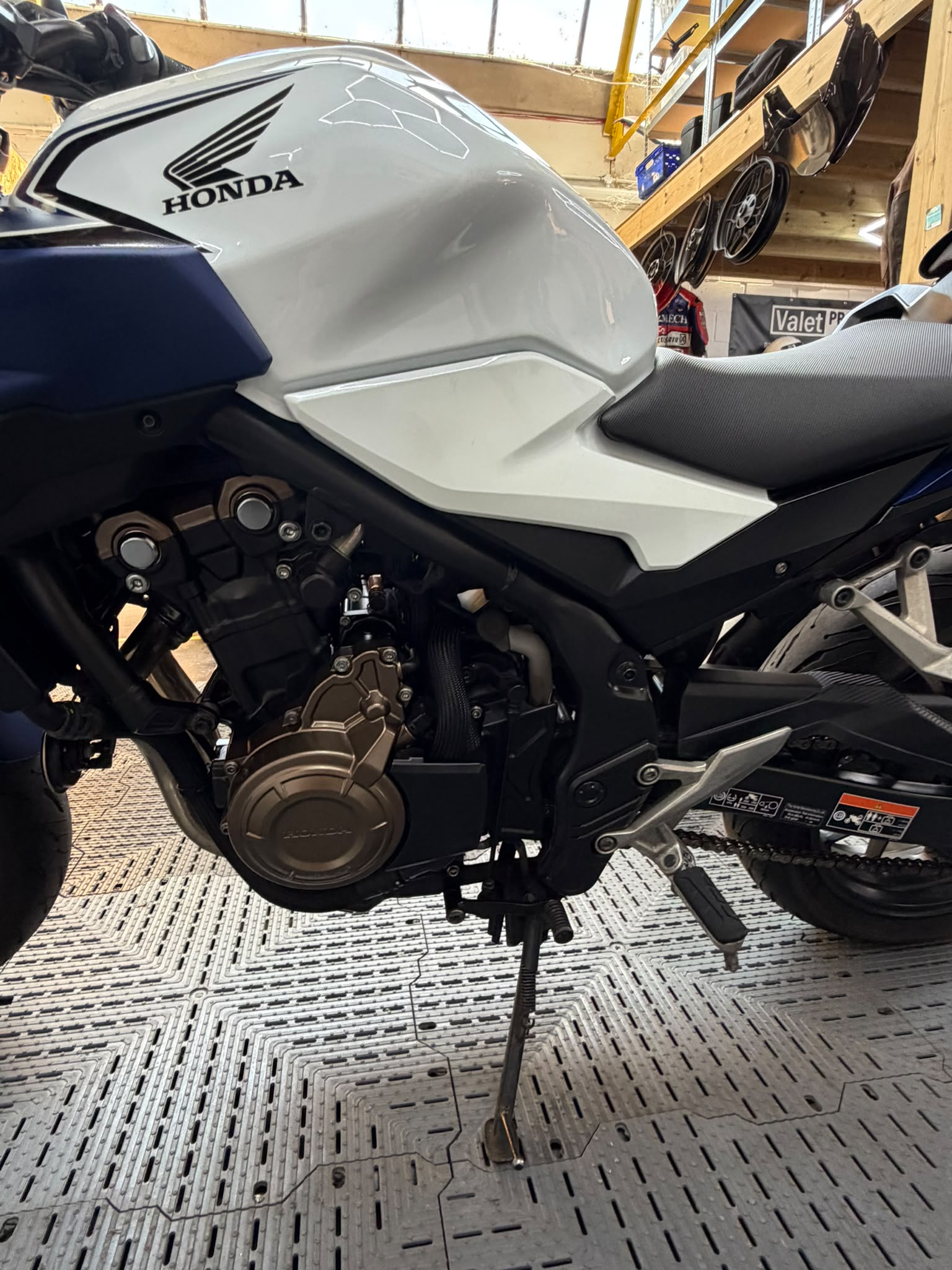 HONDA CB500F - Image 8