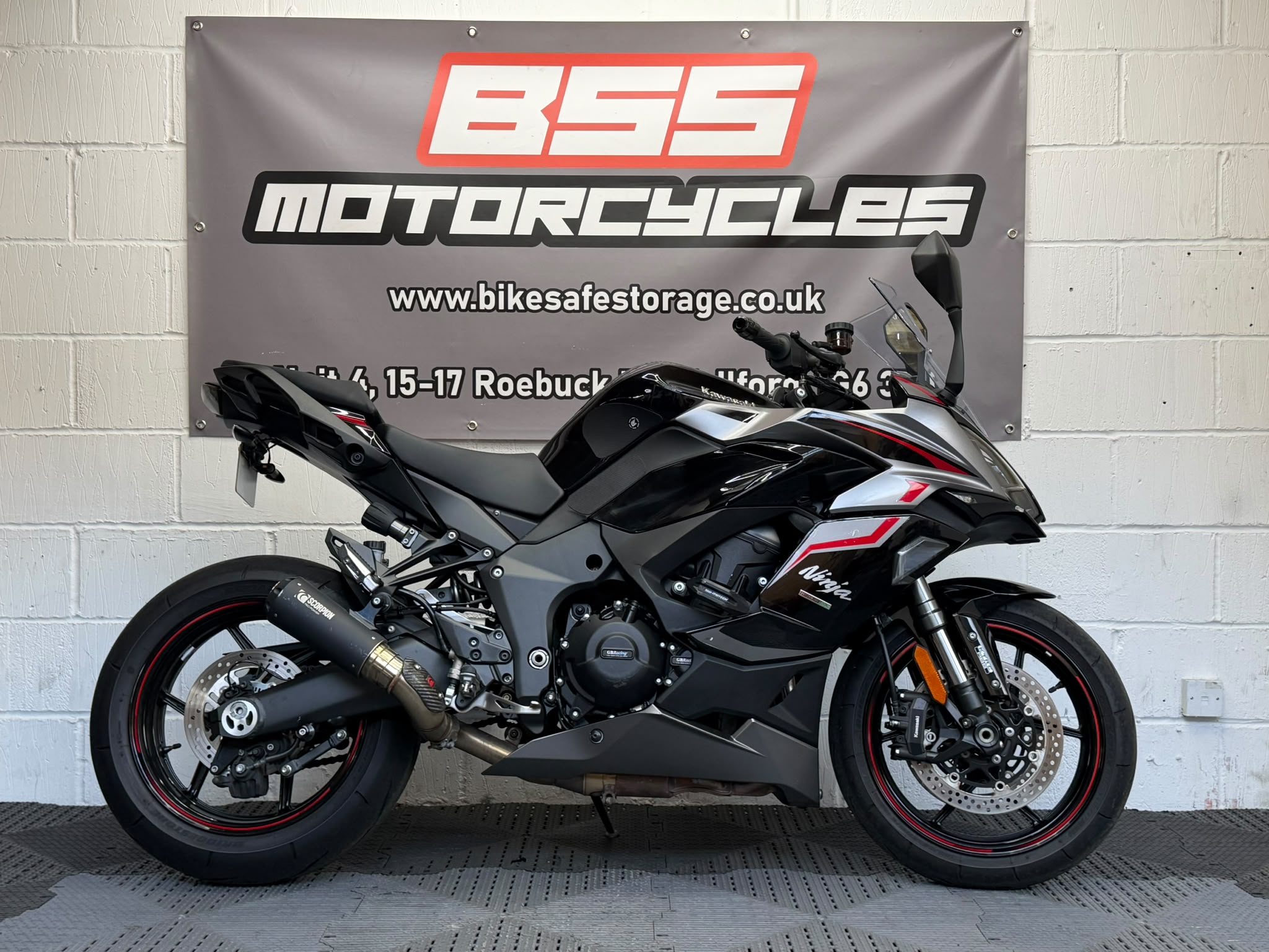 KAWASAKI NINJA 1000SX