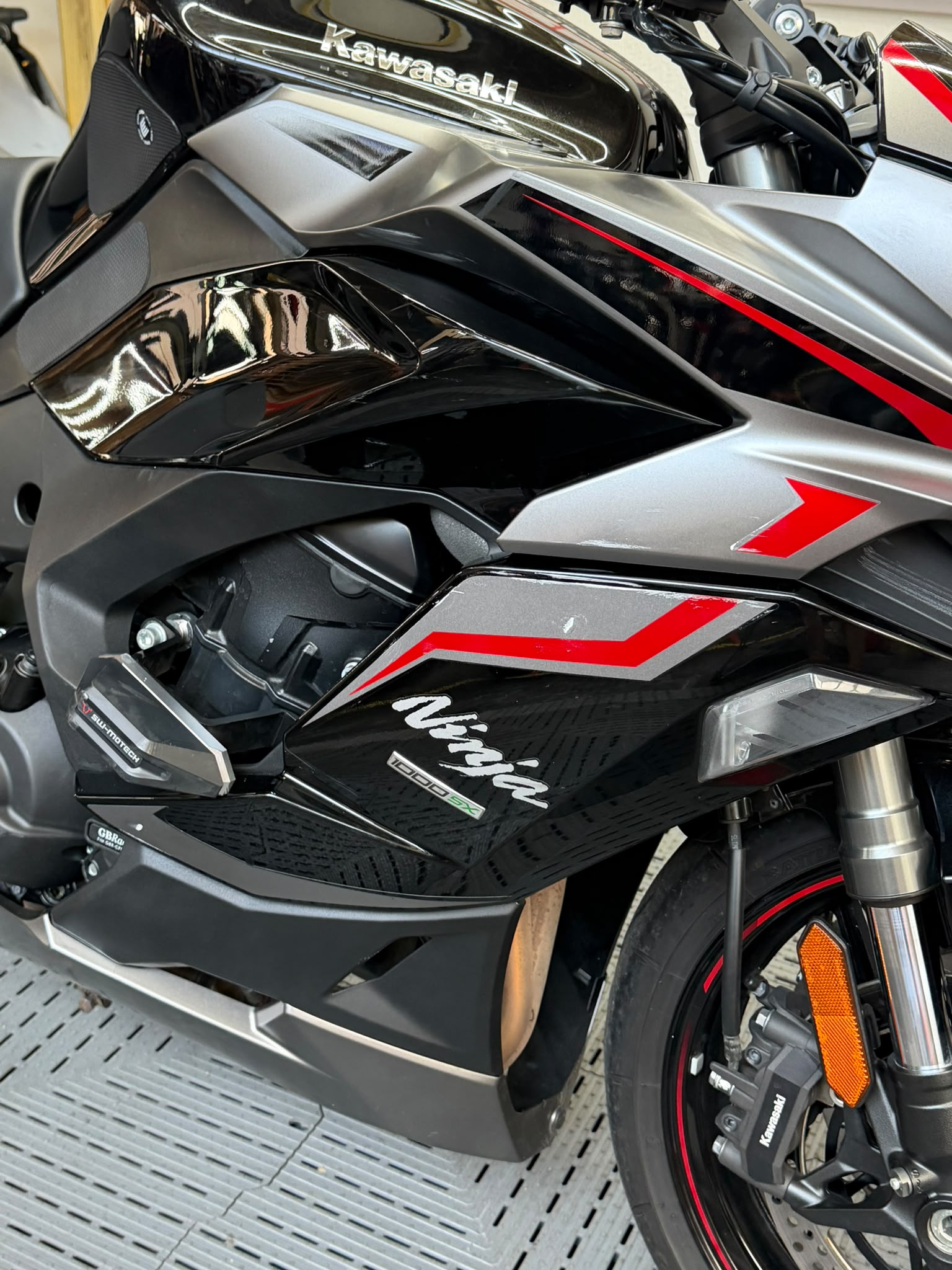 KAWASAKI NINJA 1000SX - Image 11