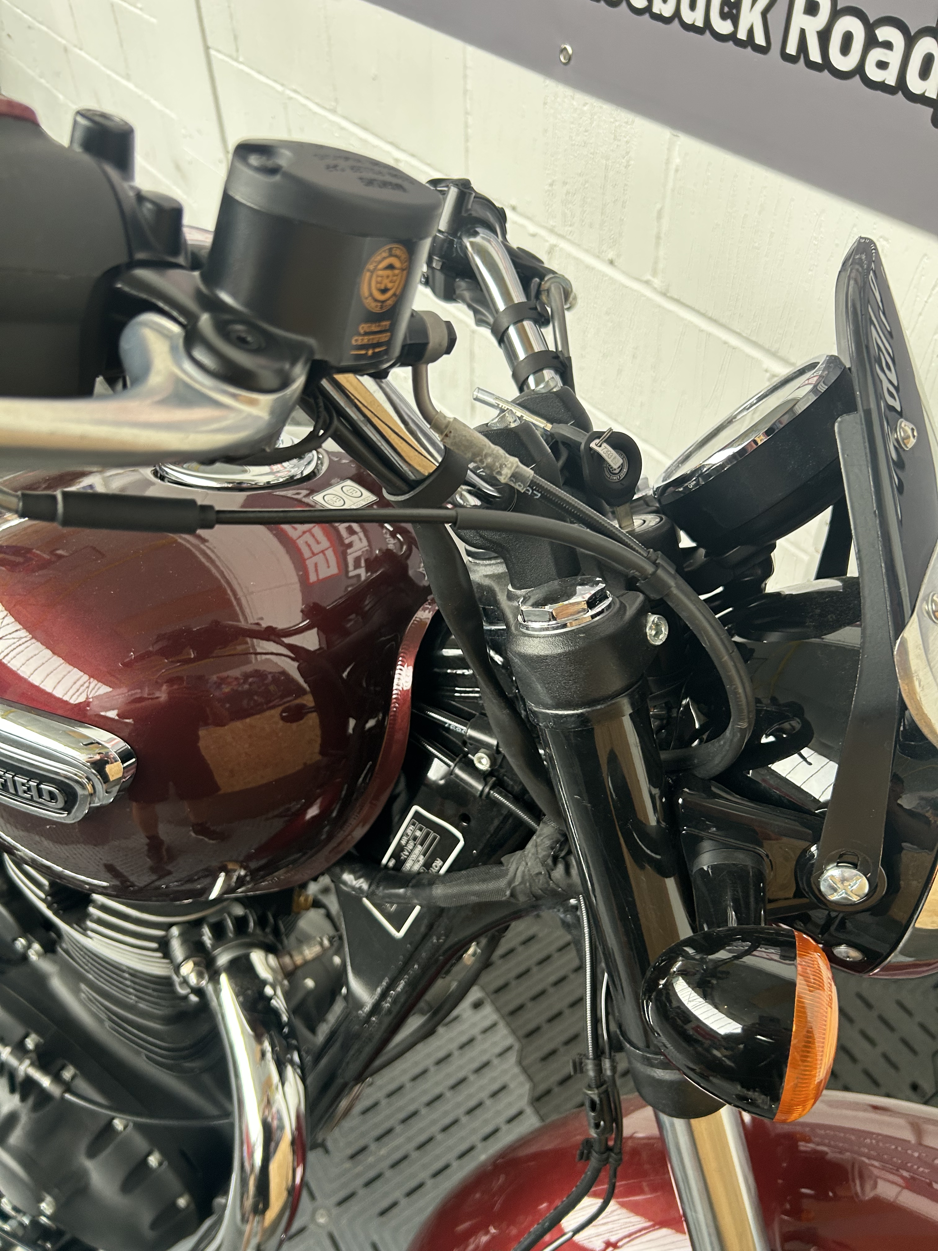 ROYAL ENFIELD METEOR 350 - Image 13