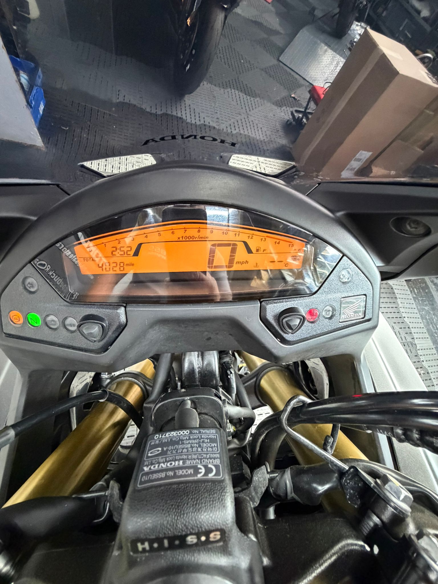 HONDA CBR600F - Image 18
