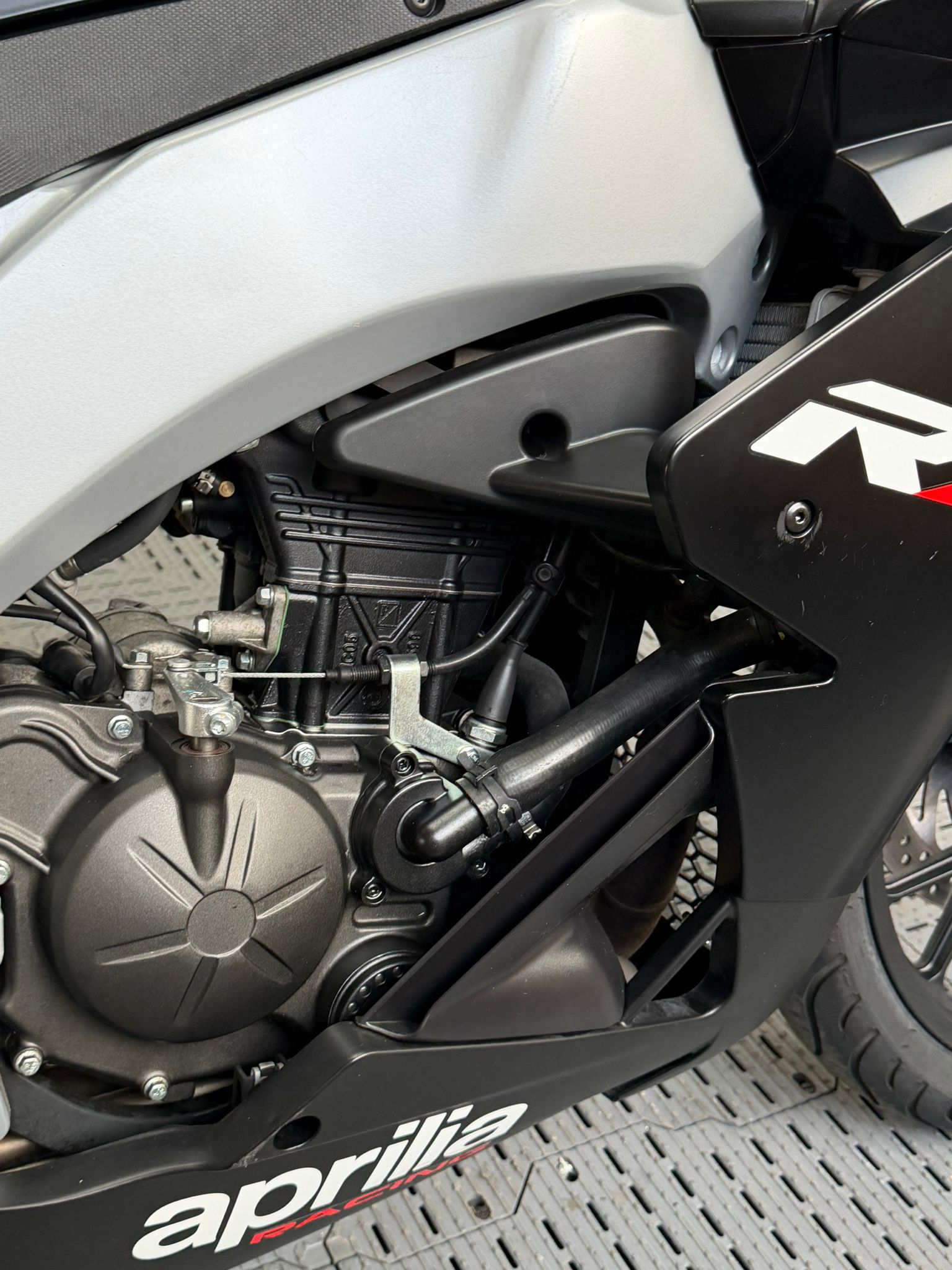 APRILIA RS 125 - Image 17