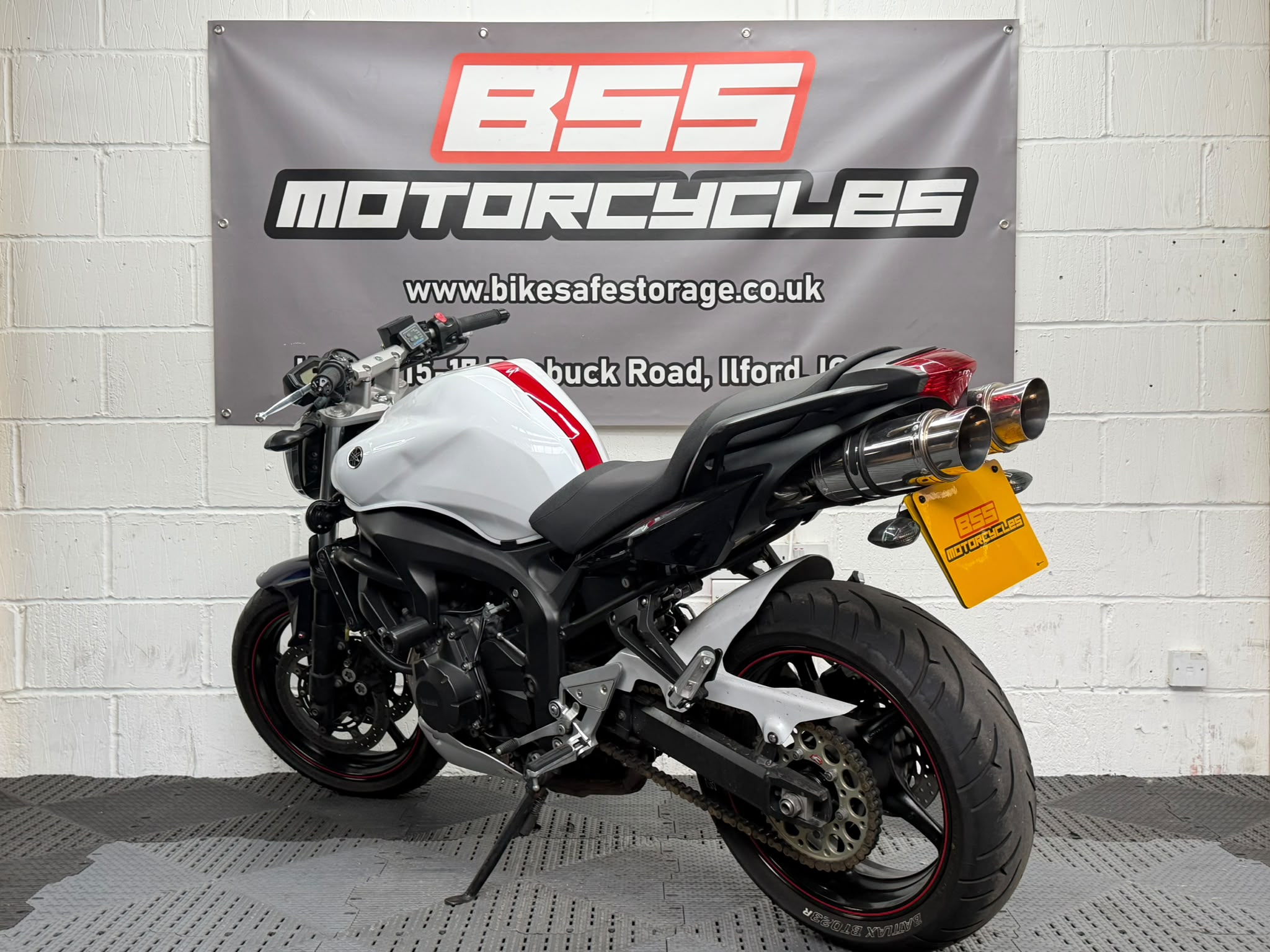 YAMAHA FZ6 FAZER 600 S2 - Image 5