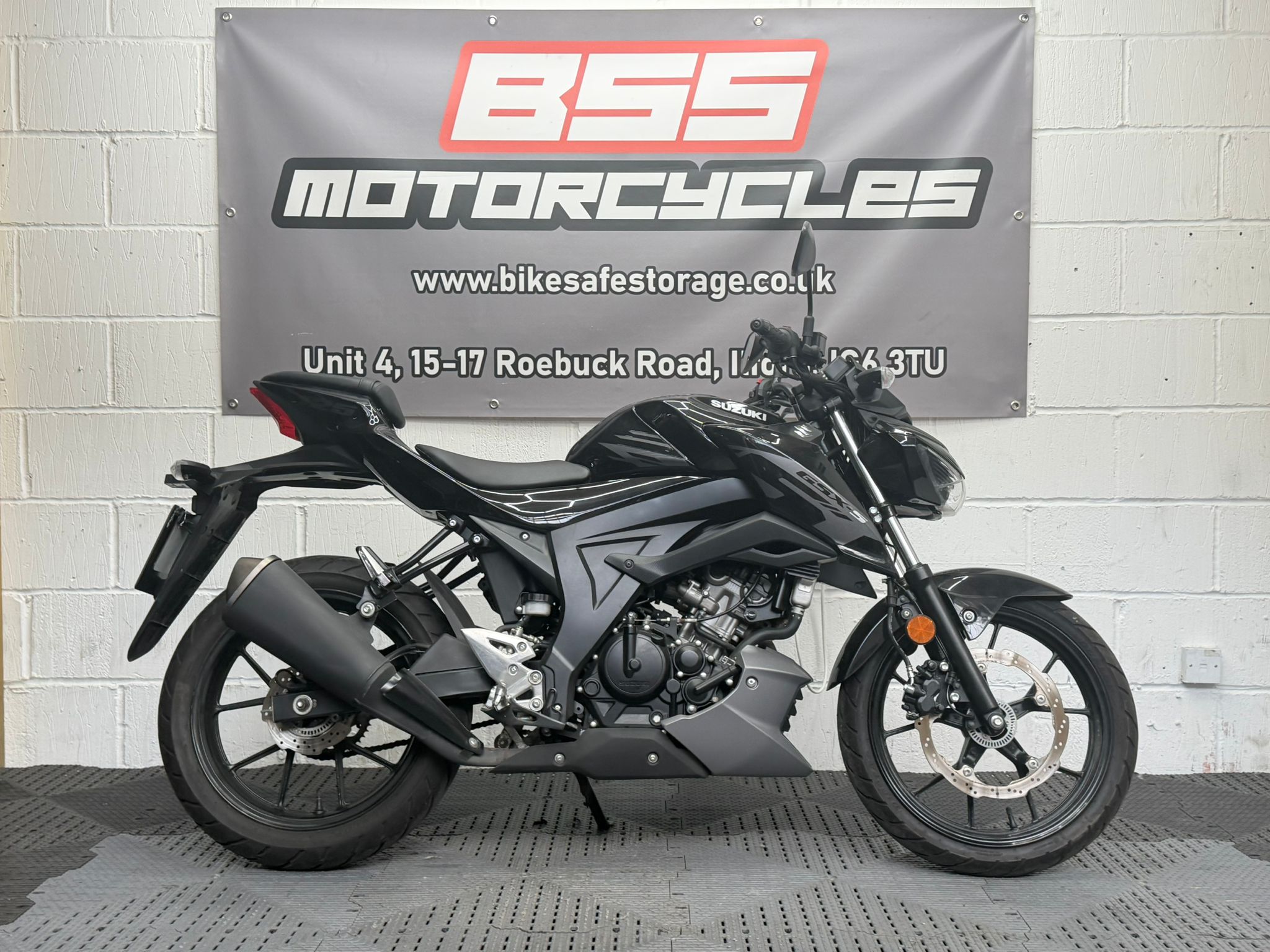 SUZUKI GSX-S125