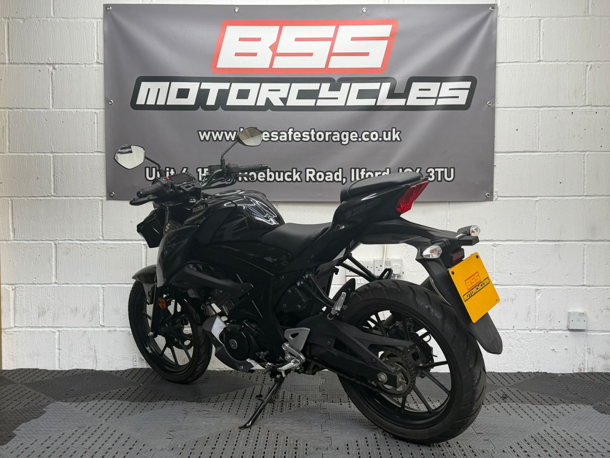 SUZUKI GSX-S125 - Image 4