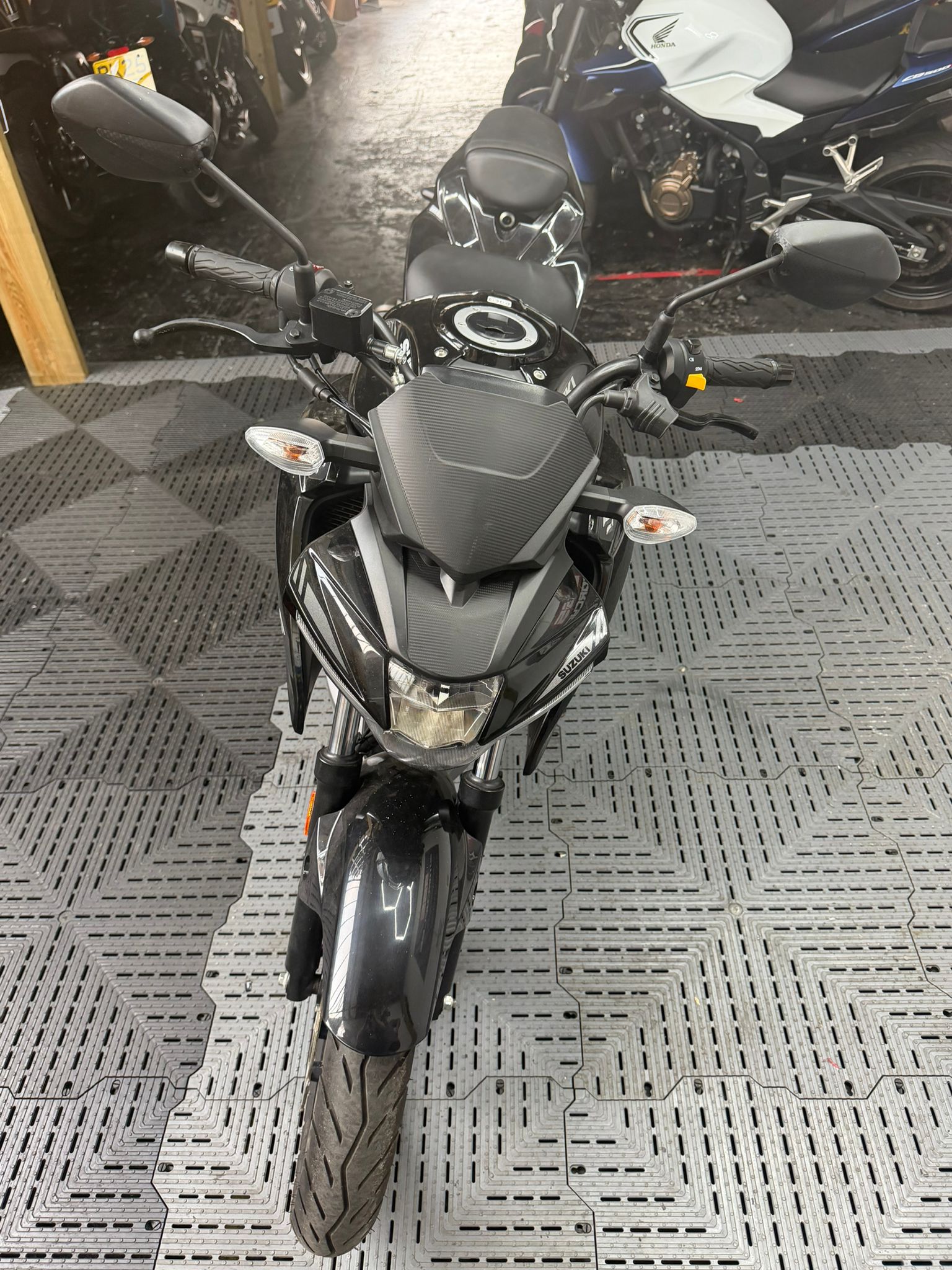 SUZUKI GSX-S125 - Image 10
