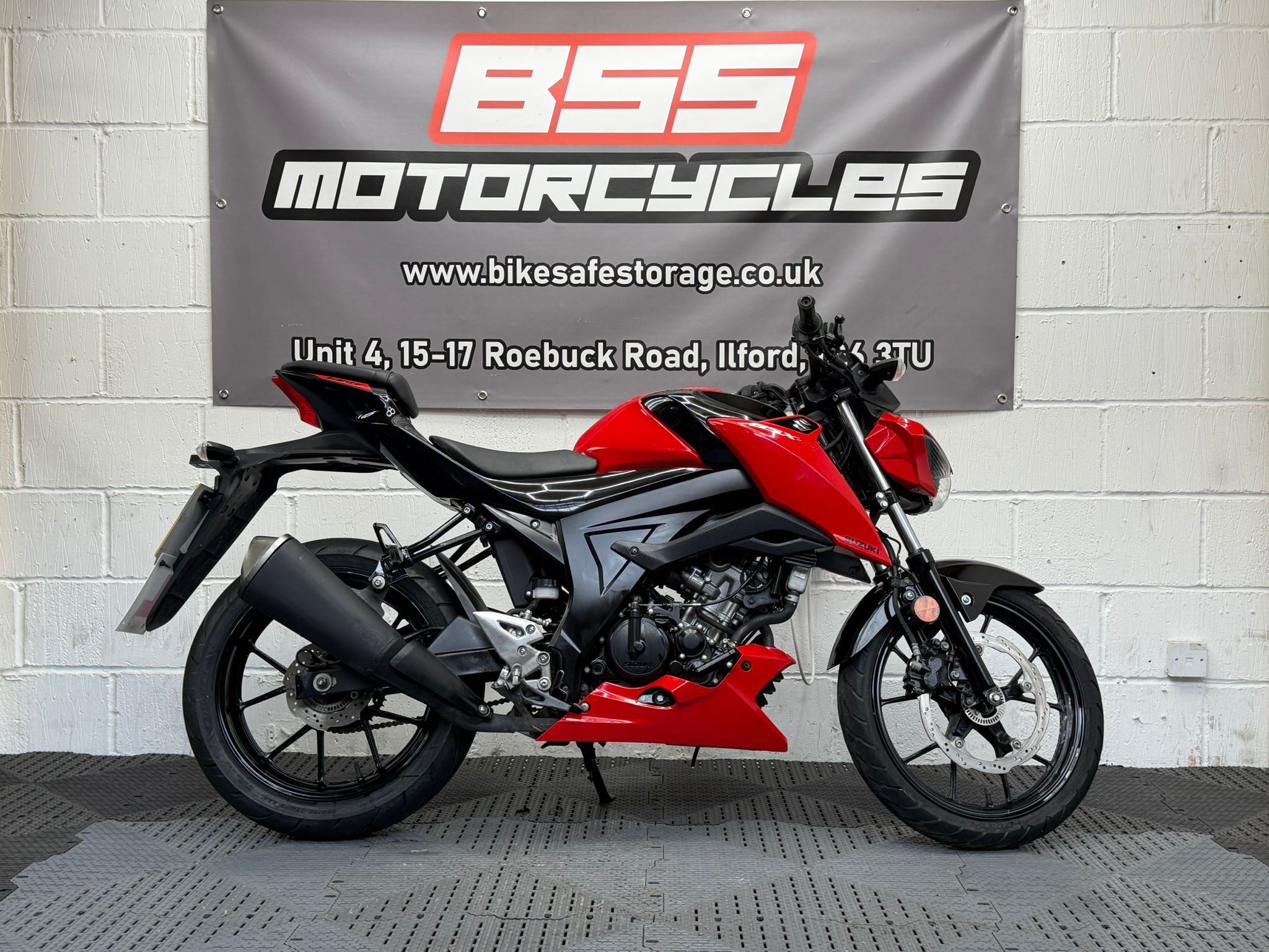 SUZUKI GSX-S125