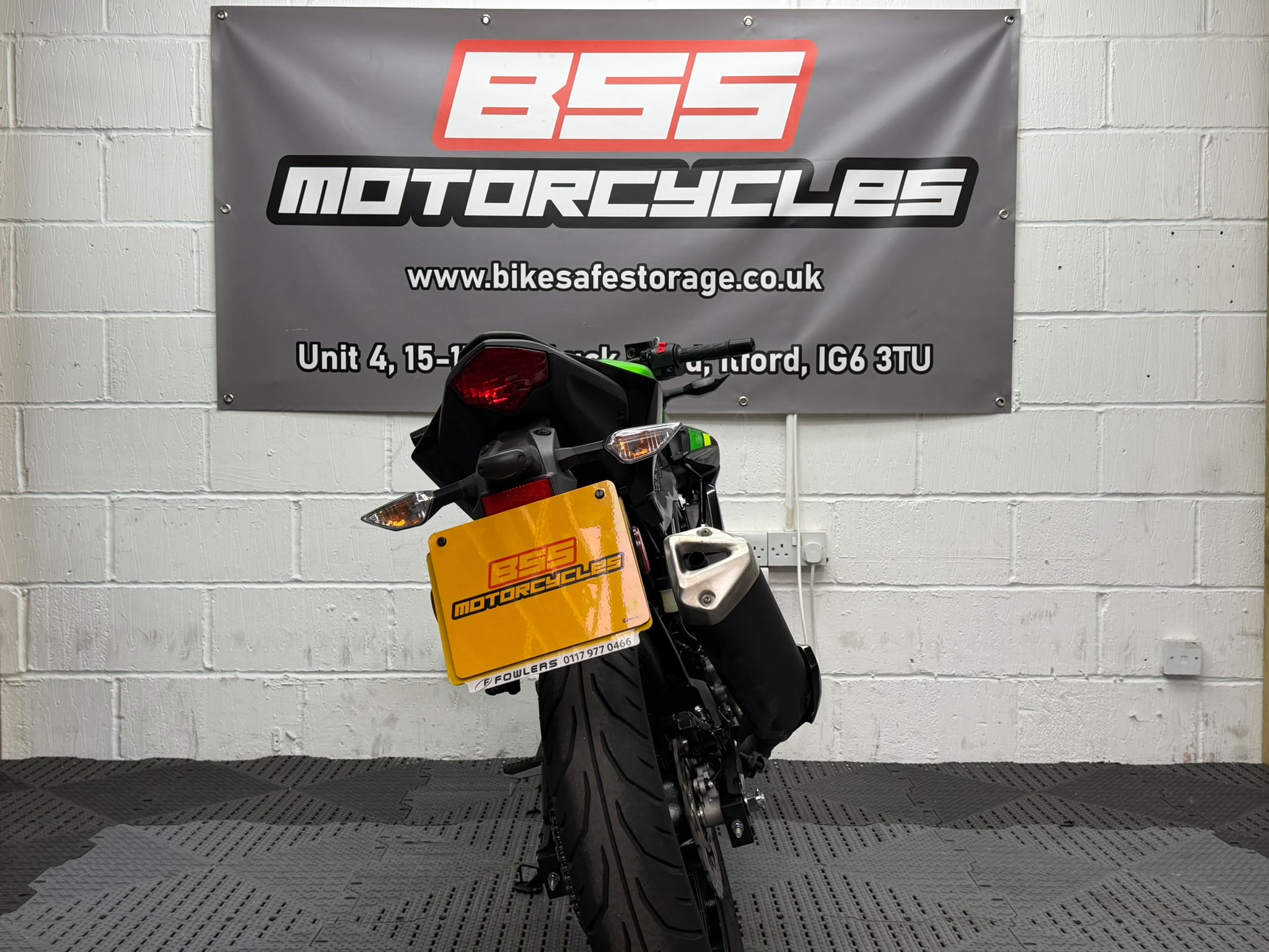 KAWASAKI Z125 - Image 4