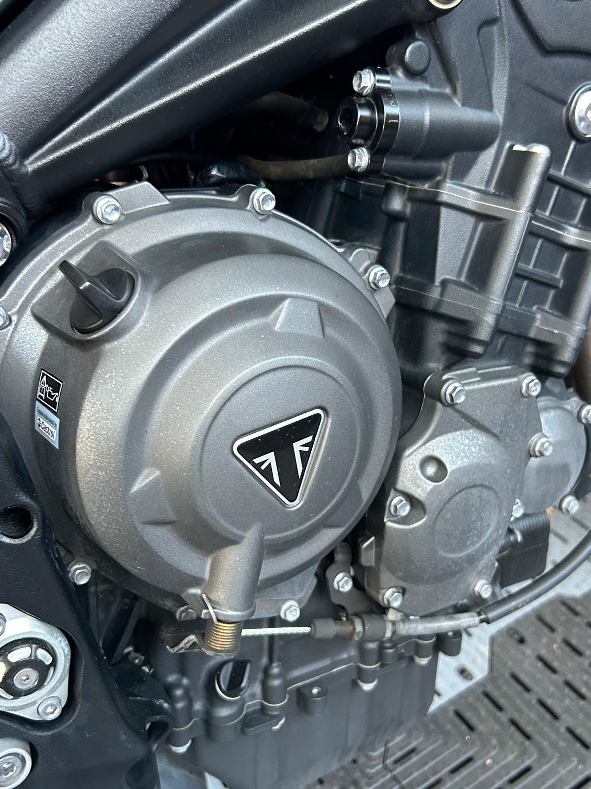 TRIUMPH STREET TRIPLE 765 R LOW - Image 9