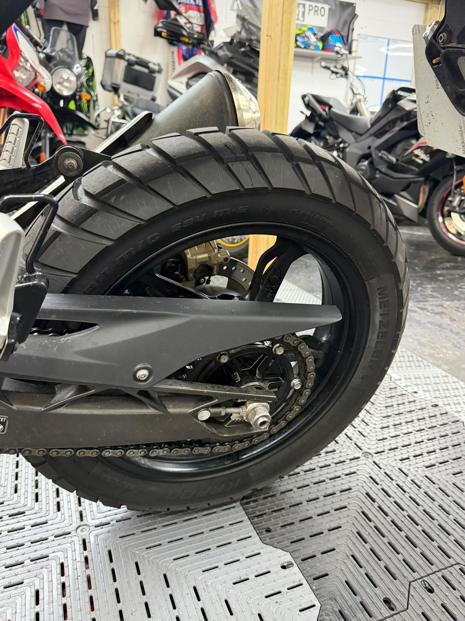 BMW G 310 GS - Image 12