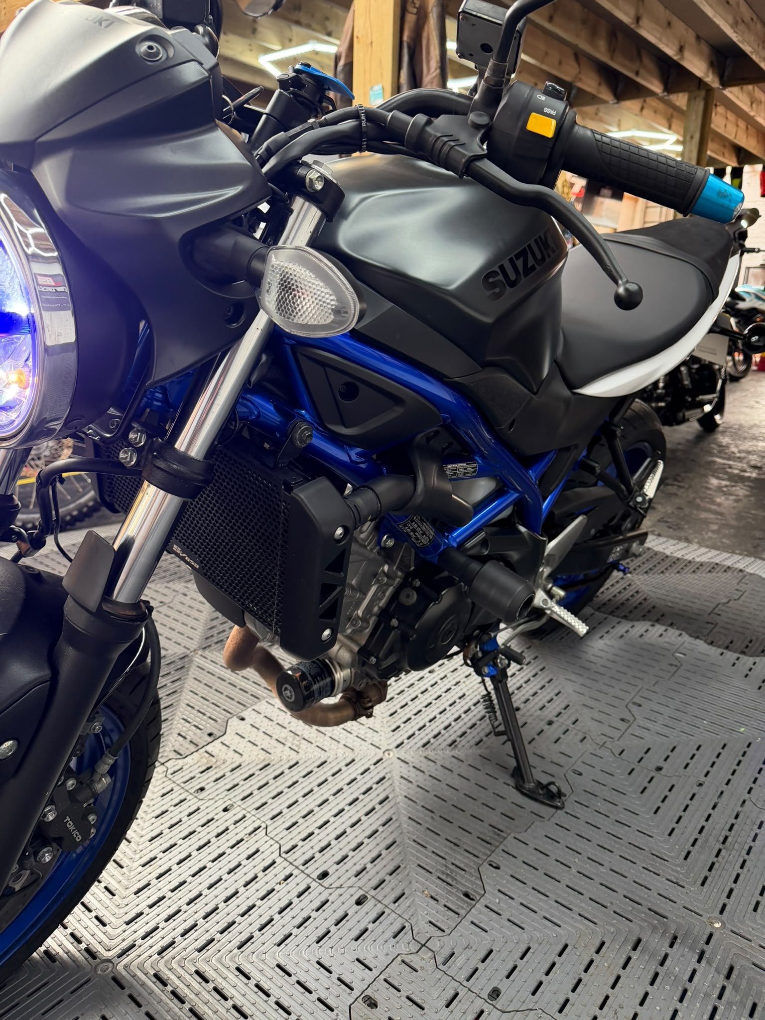 SUZUKI SV 650 - Image 5