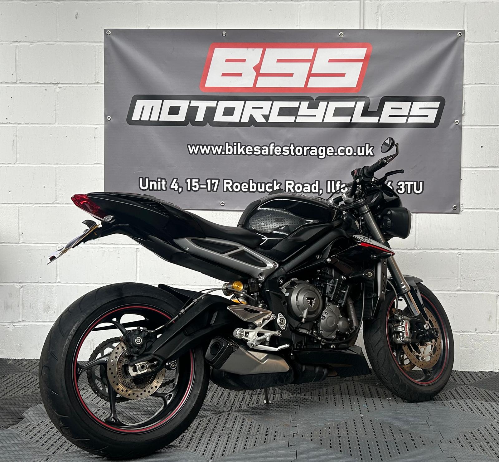 TRIUMPH STREET TRIPLE 765 RS - Image 8