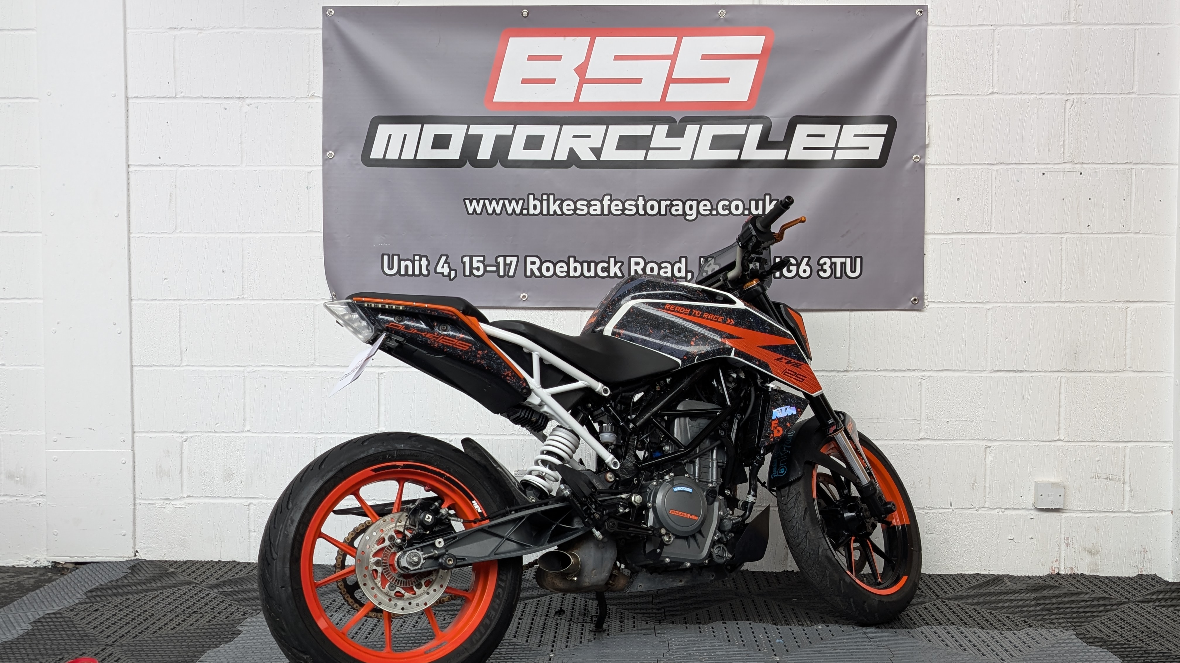 KTM DUKE 390 22 - Image 7