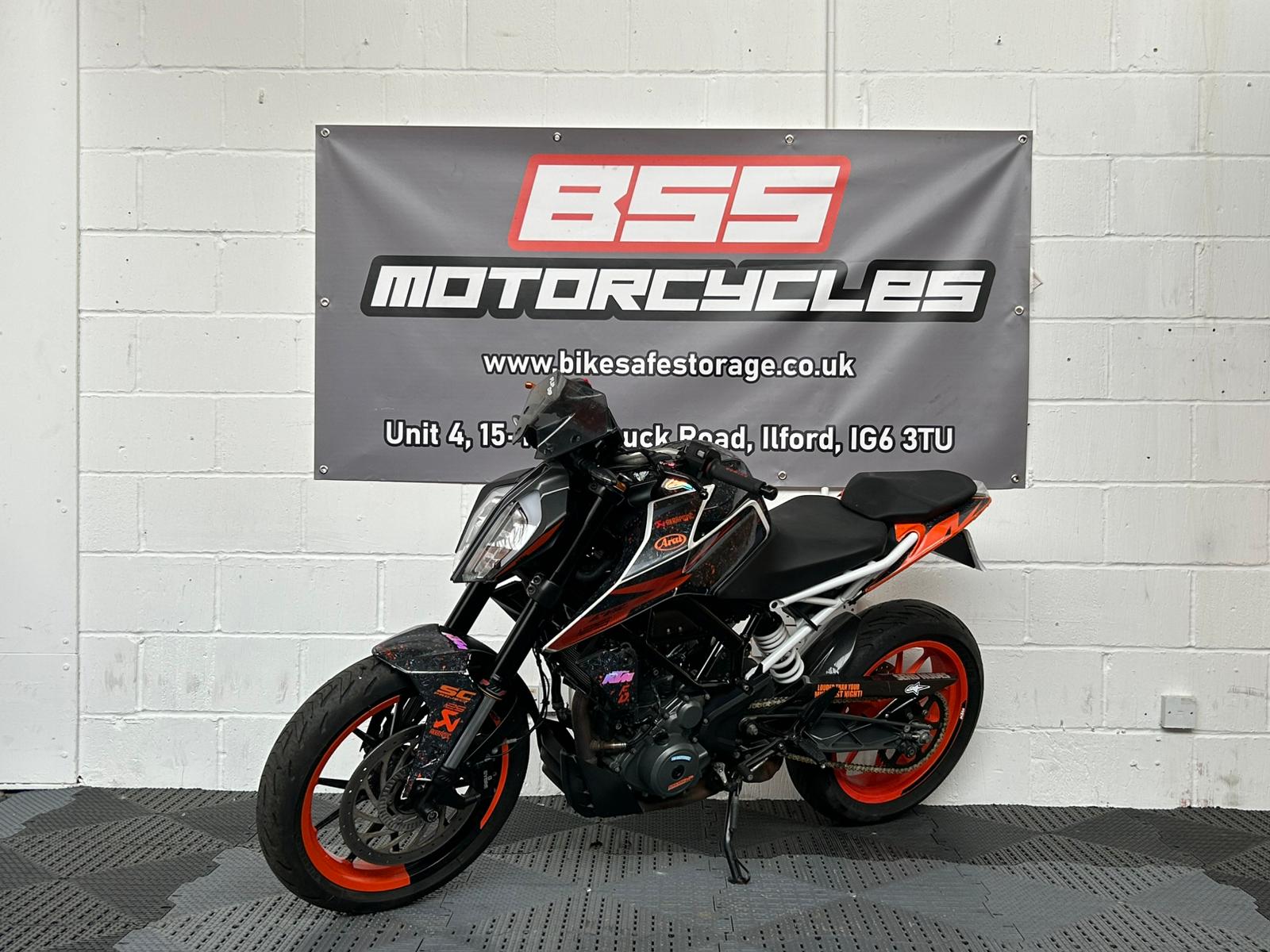 KTM DUKE 390 22 - Image 11