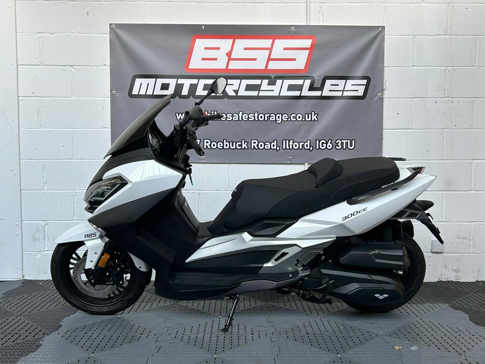 LEXMOTO PEGASUS 300 - Image 4