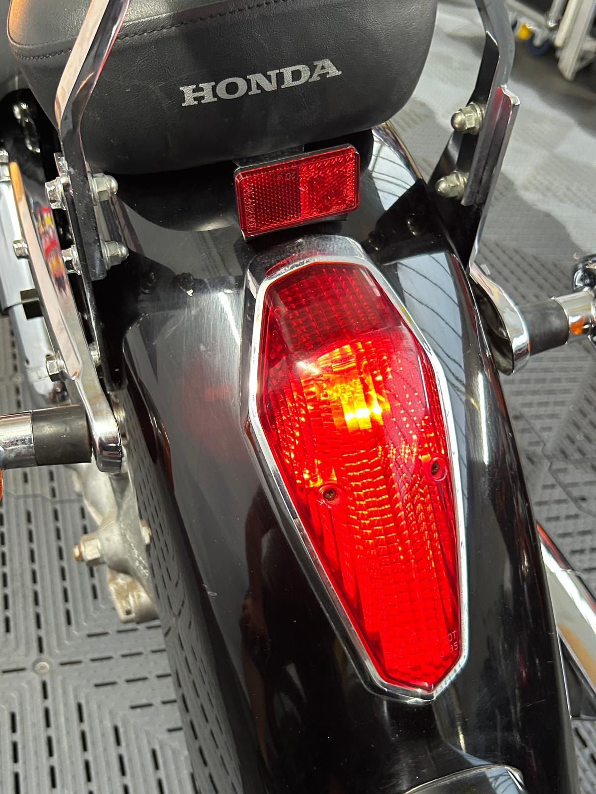HONDA VT750 C SHADOW - Image 9