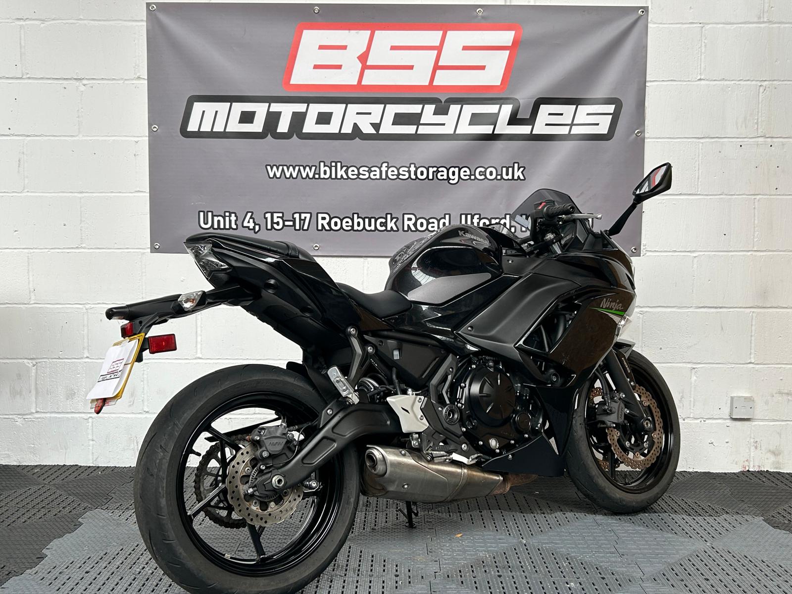 KAWASAKI NINJA 650 - Image 10