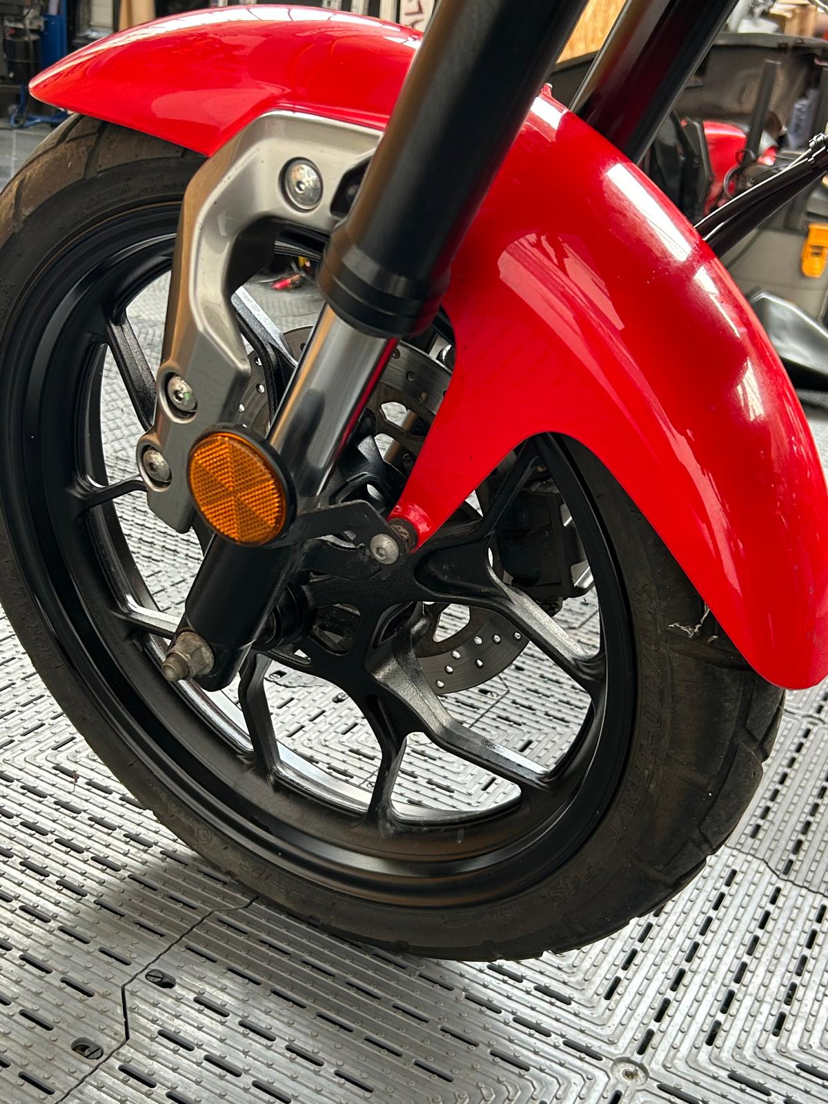 YAMAHA XSR125 - Image 17