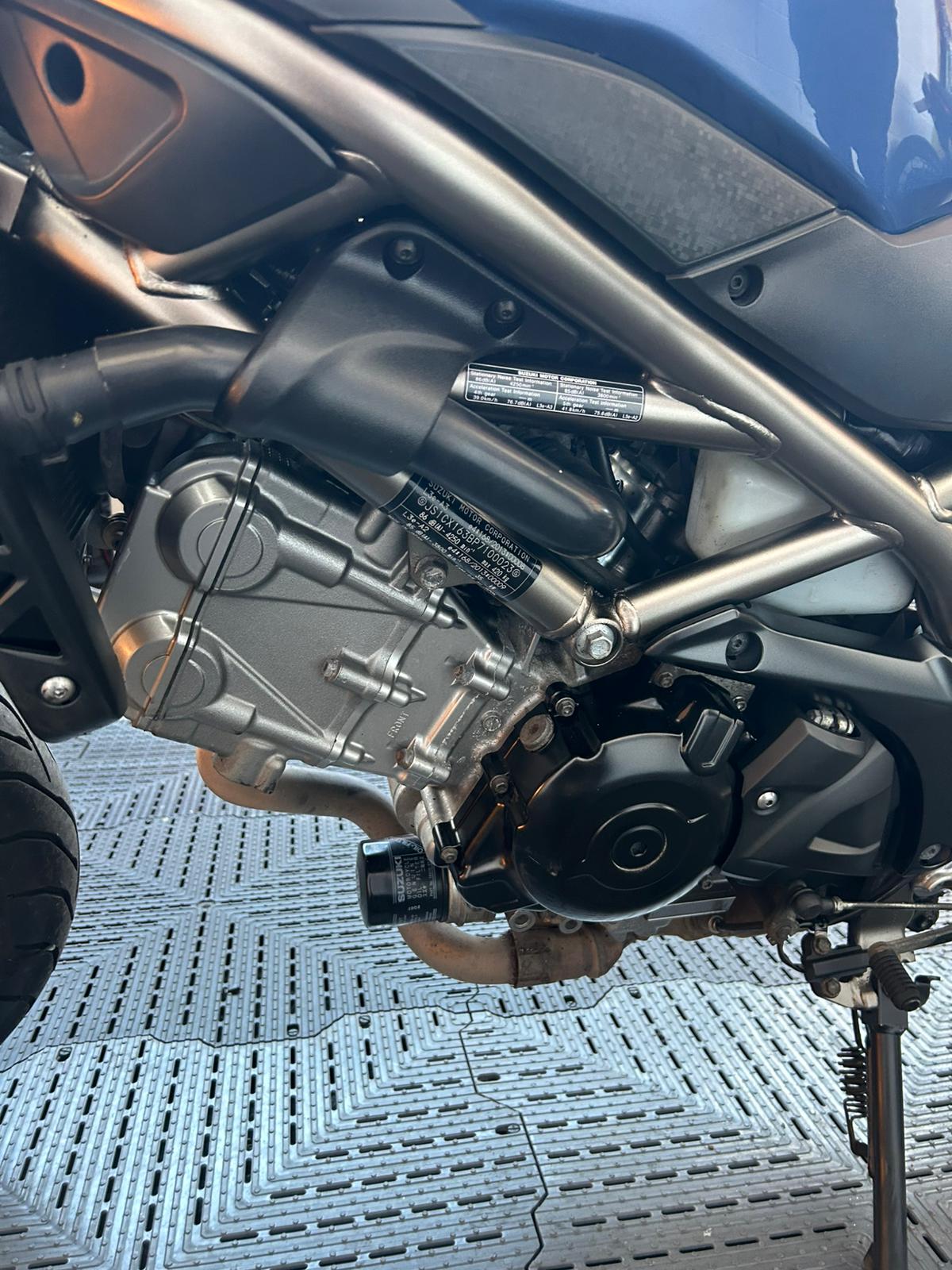 SUZUKI SV 650 - Image 4