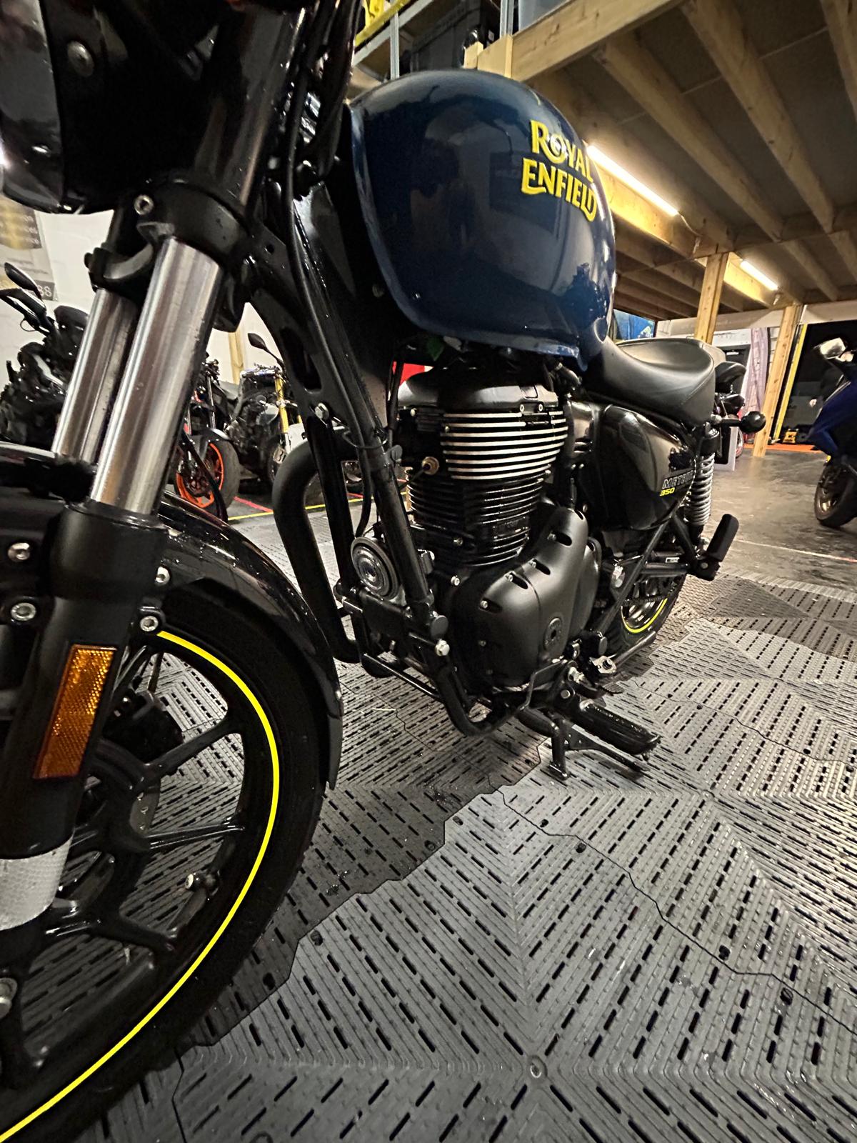 ROYAL ENFIELD METEOR 350 - Image 15