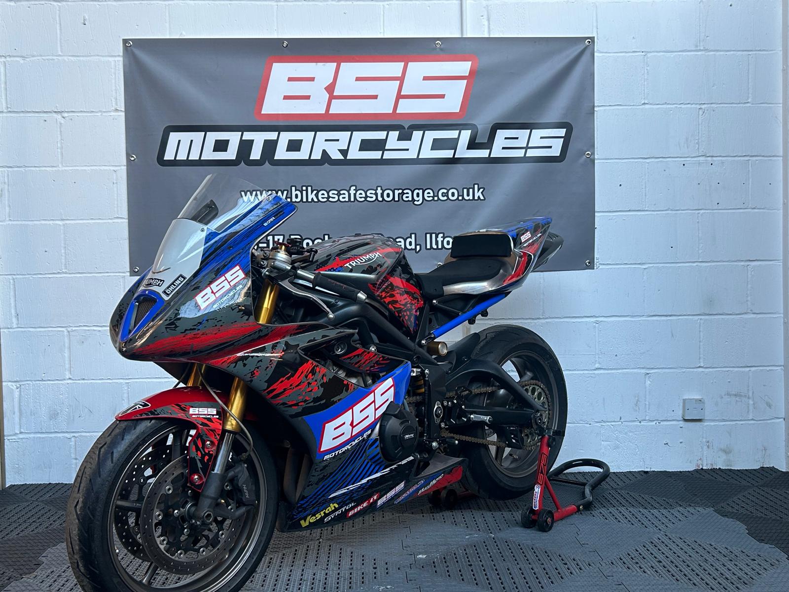 TRIUMPH DAYTONA 675 (TRACK CONVERSION) - Image 3