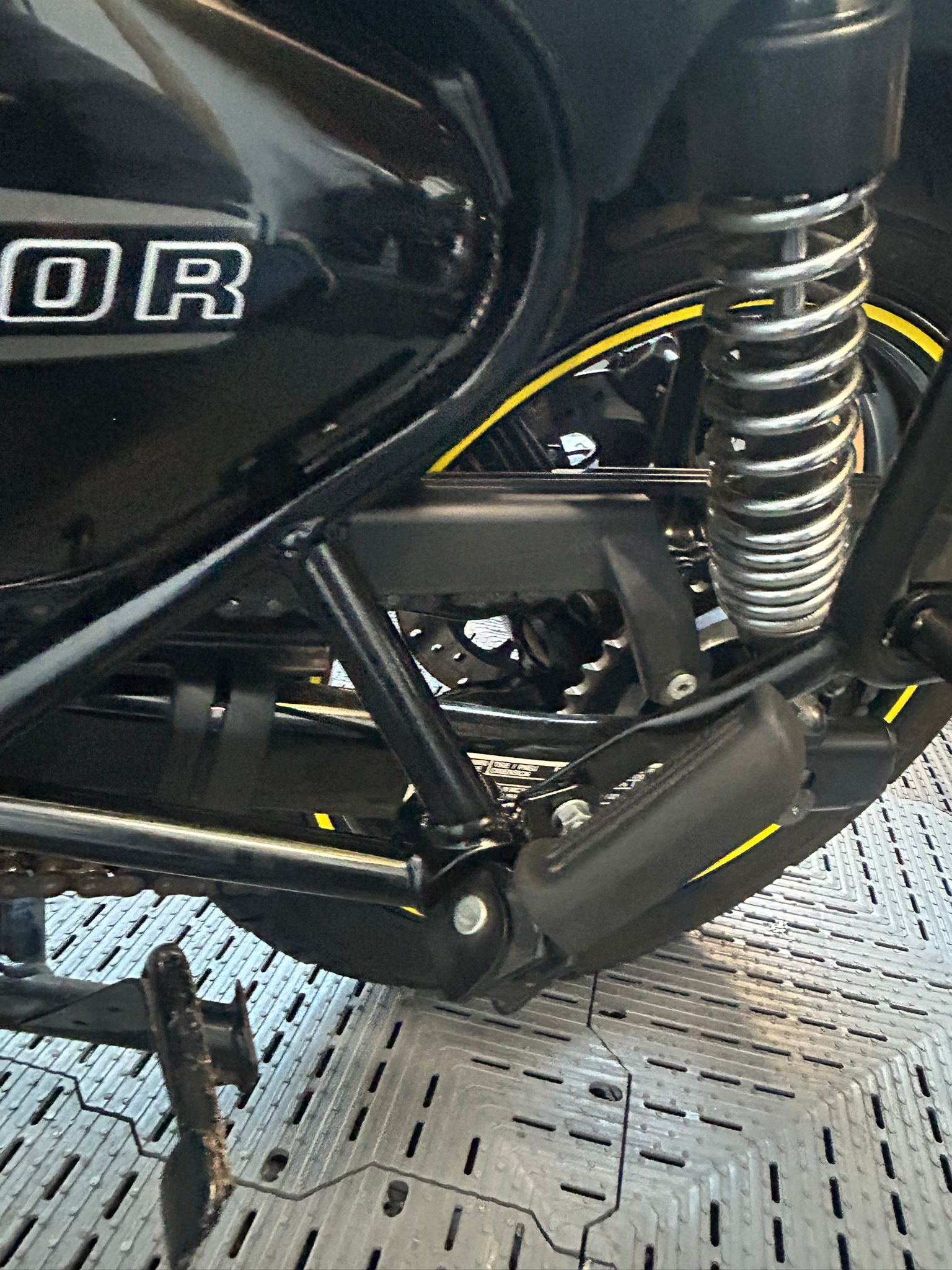 ROYAL ENFIELD METEOR 350 - Image 3