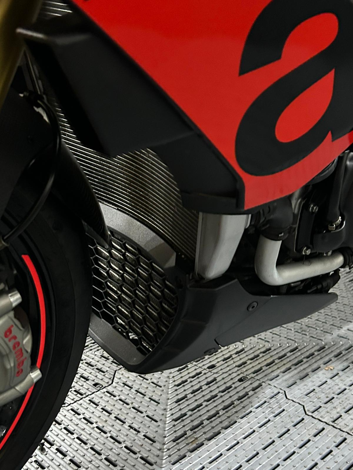 APRILIA TUONO V4 1100RR - Image 13